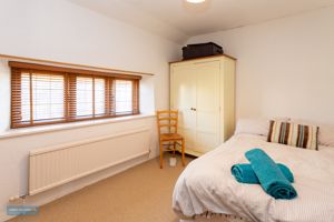 Phoenix House - Bedroom- click for photo gallery